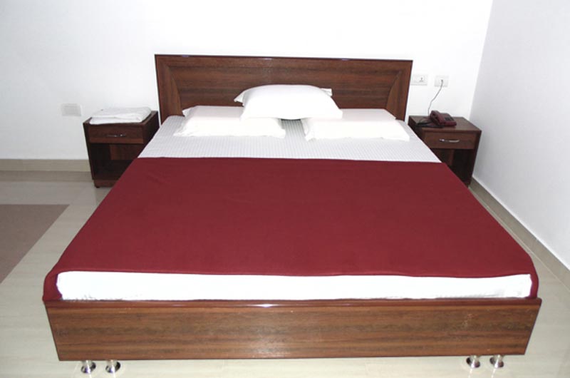 Book Executive Non A/C Room with Kitchen at GVK Inn, Visakhapatnam